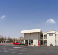 Howard Johnson by Wyndham Colorado Springs - Tourism Bookings