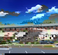 DoubleTree by Hilton Grand Rapids Airport - Tourism Bookings