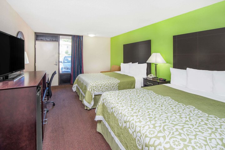 Days Inn By Wyndham Calvert City - thumb 6