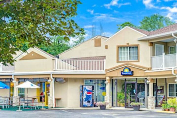 Days Inn By Wyndham Ridgefield
