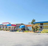 Day Inn Baltimore West Security Blvd - Students Accommodation