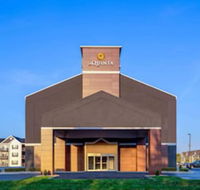 La Quinta Inn  Suites by Wyndham Columbus West - Hilliard - Students Accommodation