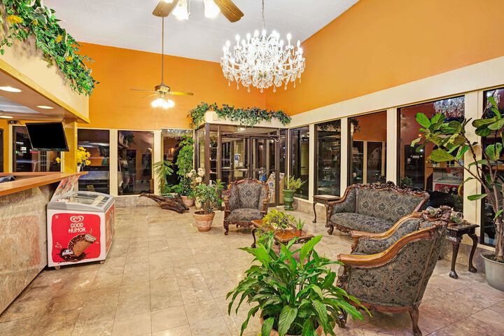 Days Inn By Wyndham Newport News - thumb 3