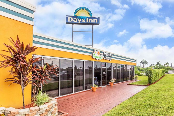 Days Inn By Wyndham Fort Lauderdale-Oakland Park Airport N - thumb 2