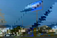 Travelodge by Wyndham Montgomery East