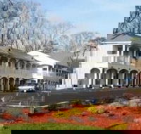 Studio Inn  Suites - Tourism Bookings