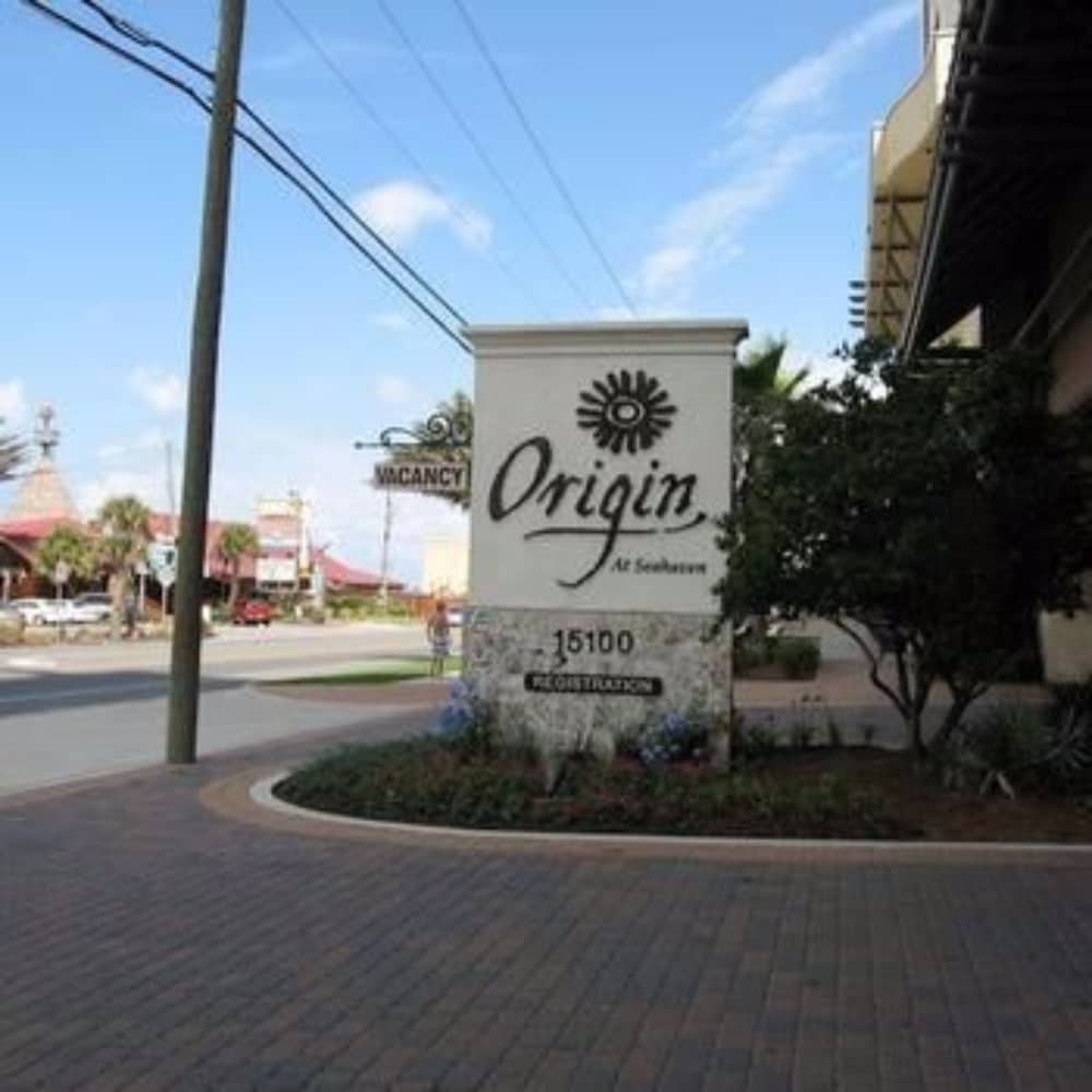 Origin Beach Resort By Emerald View Resorts - thumb 1