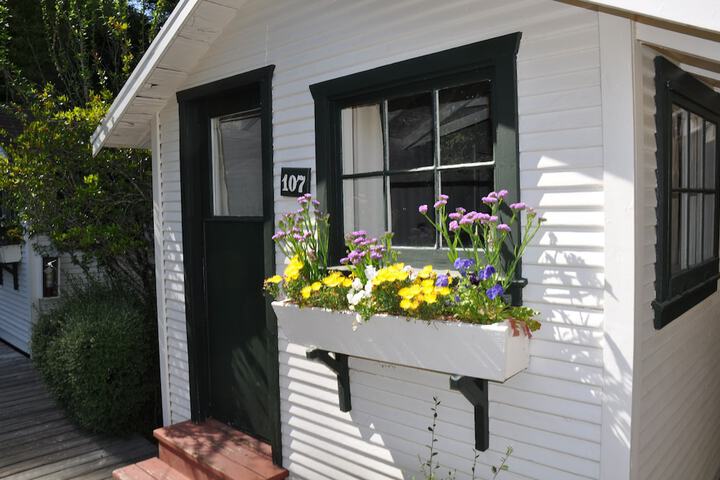 Dawn Ranch Lodge - thumb 4