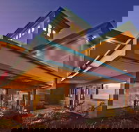 Ramada by Wyndham San Bruno SFO Airport - Tourism Bookings