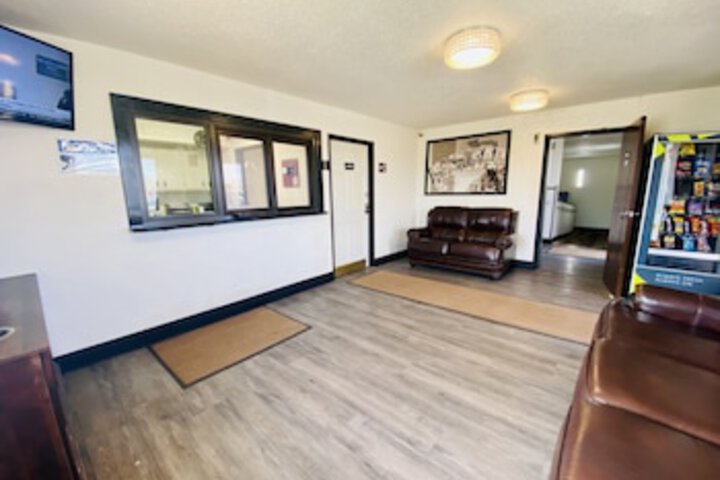 Super 8 By Wyndham Wyoming/Grand Rapids Area - thumb 0