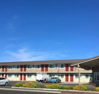 Super 8 by Wyndham Alturas - Tourism Bookings