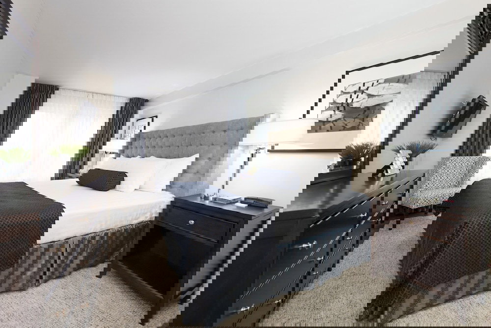 Murray Hill East - thumb 5