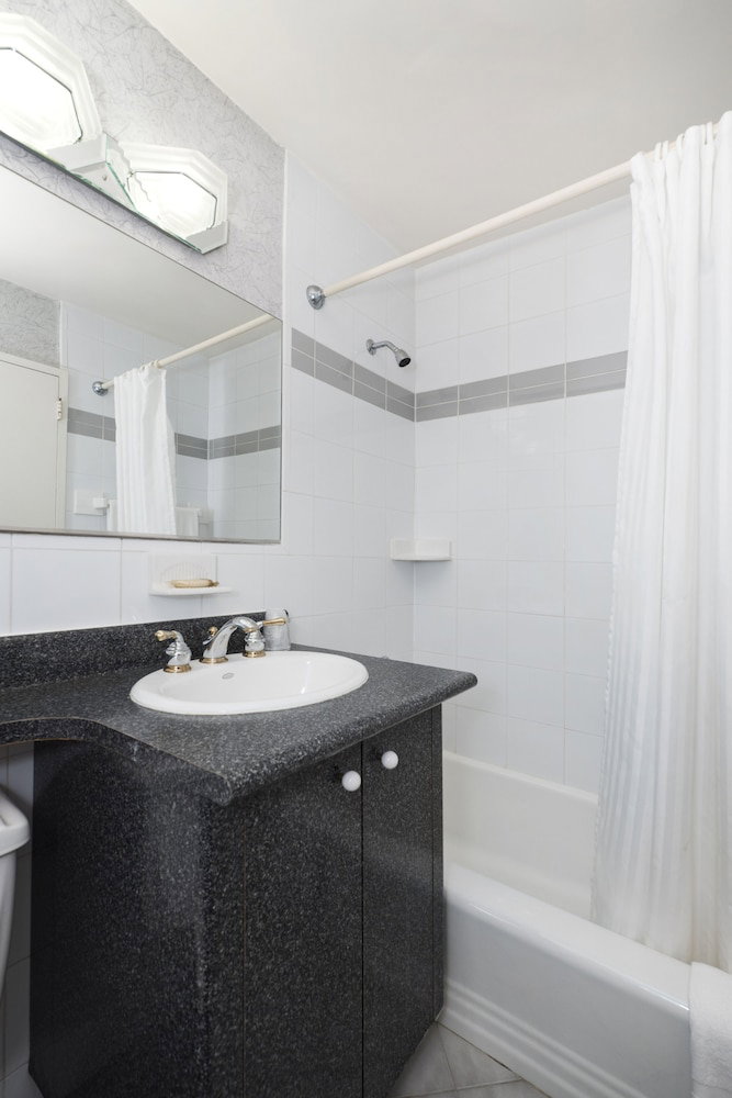 Murray Hill East - thumb 6