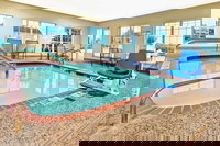 Super 8 by Wyndham San Antonio/Alamodome Area