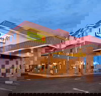 Super 8 by Wyndham Colorado Springs/Afa Area - Tourism Bookings