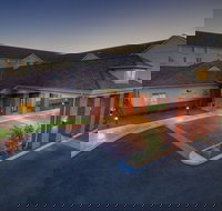 Homewood Suites Medford - Tourism Bookings