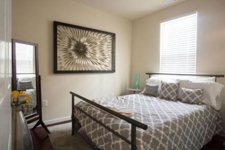  STACKED ROWHOME UP & COMING CONVENIENCE - thumb 7