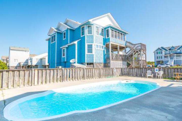 Mermaids Palace - thumb 0