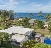 Uli Kai The Deep Blue Sea 4 Bedroom Home - Tourism Bookings