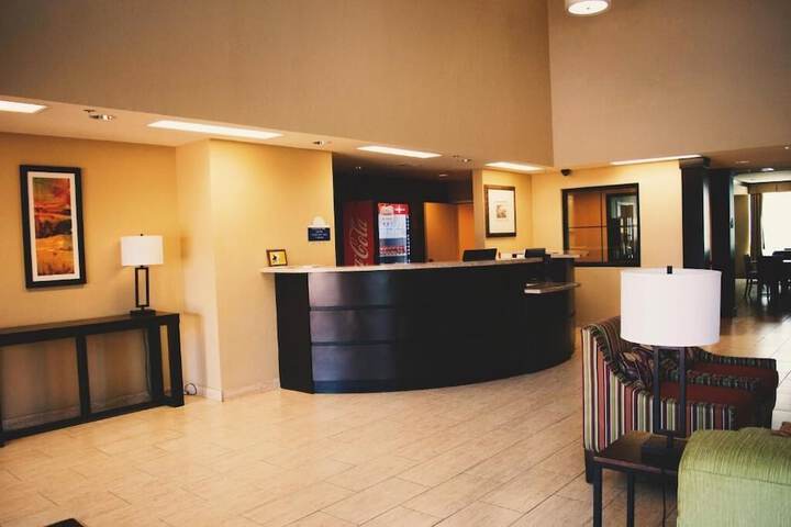 Coratel Inn & Suites By Jasper Cotulla - thumb 3