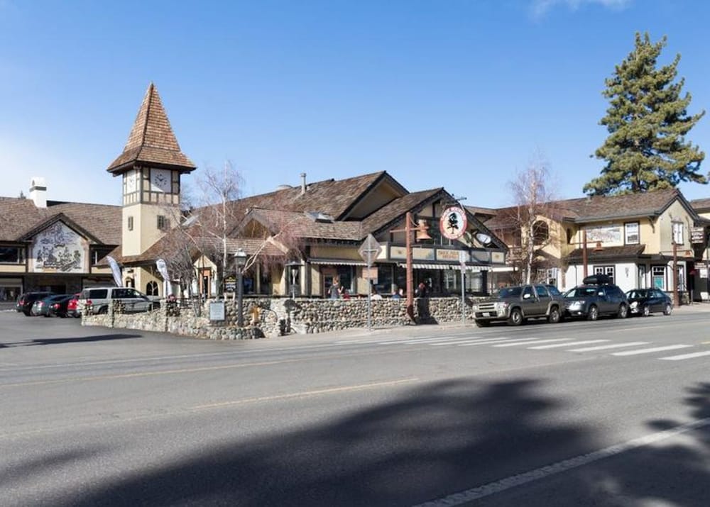 Tahoe Taverns 101 By Tahoe Mountain Properties - thumb 2