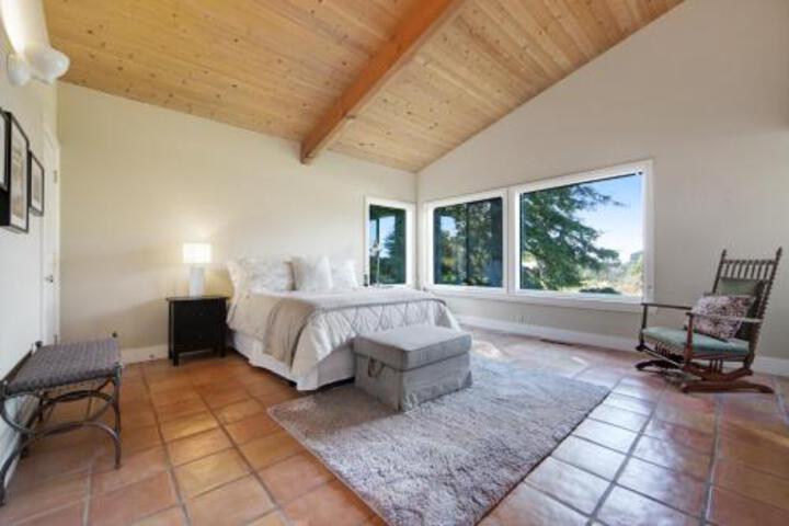 The Wolf House - thumb 1