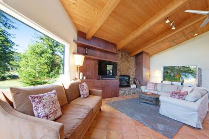 The Wolf House - thumb 3