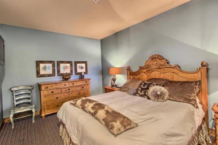 7320 Creekside Condo - thumb 1