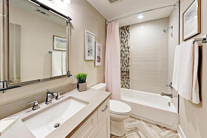1011A 12Th Ave North Townhome Townhouse - thumb 2