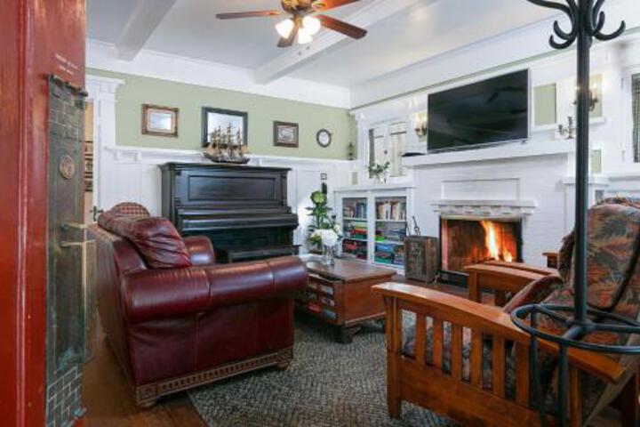 Corona Del Mar Home Home - thumb 1