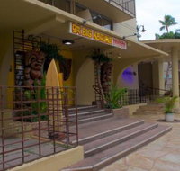 Apartments at Palms Waikiki - Hotels Santiago