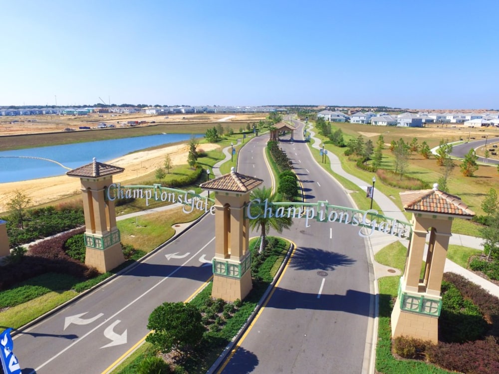 1457 Rolling Fairway Drive - thumb 0