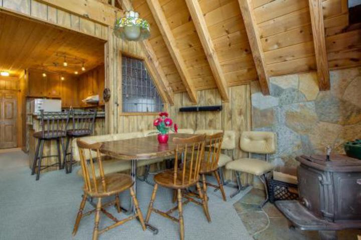 1 Bed 1 Bath Vacation Home In Big Bear - thumb 4