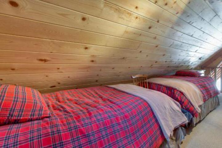 1 Bed 1 Bath Vacation Home In Big Bear - thumb 2
