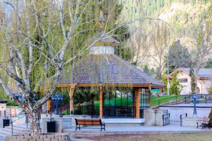 Eagle Creek Home & Carriage House - thumb 6