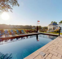 3 Bed 2 Bath Vacation home in East Falmouth - China Accommodation