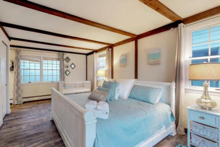 3 Bed 2 Bath Vacation Home In East Falmouth - thumb 3