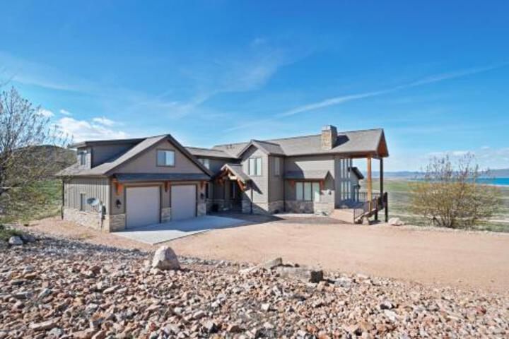 9 Bed 5 Bath Vacation Home In Fish Haven - thumb 0