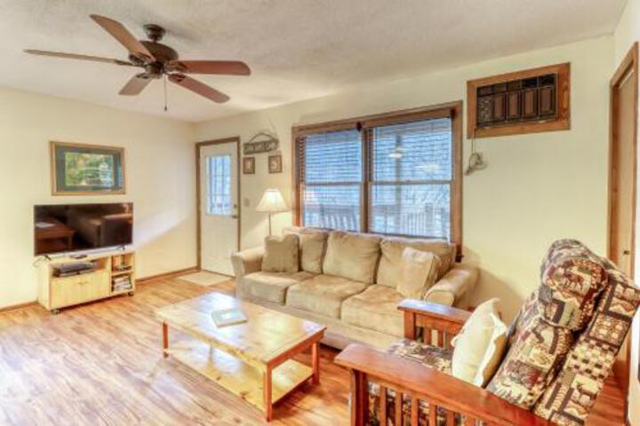 2 Bed 1 Bath Vacation Home In Whittier - thumb 0