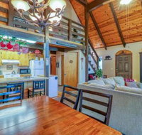 4 Bed 2 Bath Vacation home in Arnold - China Accommodation