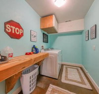 The Petroglyph House - Tourism Bookings