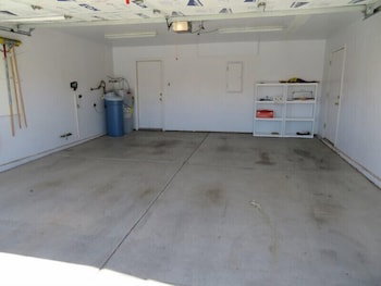 Lincoln & Tawnya Hiatt 3 Bedroom Home - thumb 5