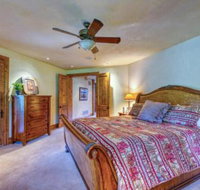 Roaring Fork Reverie - Tourism Bookings