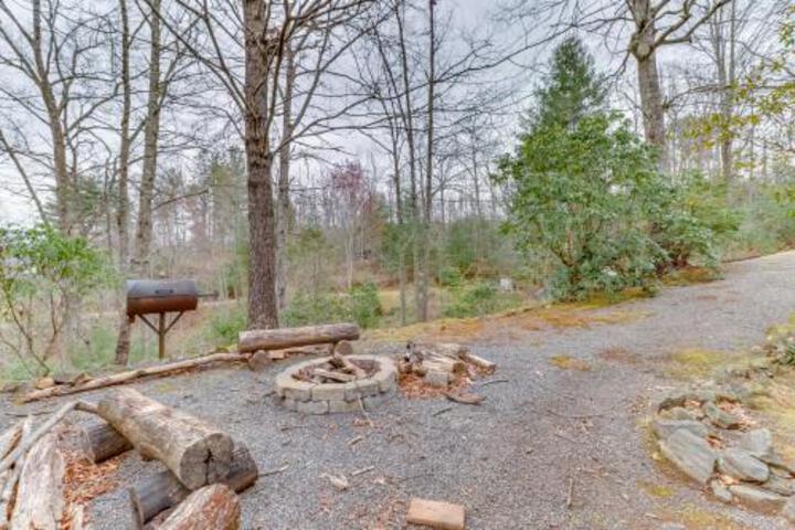 Hollows Trail - thumb 0