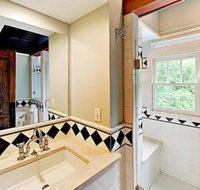 Beautifully Refitted Classic Cabin W / Pond Cabin - China Accommodation