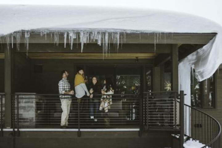 Luxurious 5Br Home Next To Heavenly Village Townhouse - thumb 0