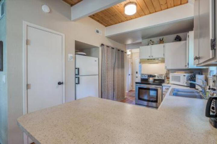 Fairway Park Cabin - thumb 2