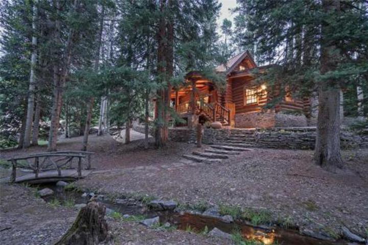 YELLOW BRICK CABIN - thumb 0