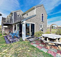 New Listing Seabreeze Village Retreat Near Beach Home - Tourism Bookings