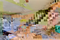 19 Oceans Door West Studio Bedroom Condo by Redawning